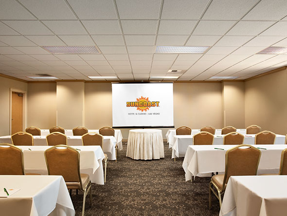 suncoast fairway room image